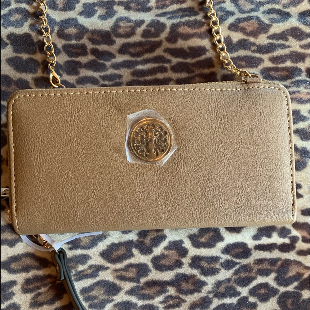 Perfect Image New York Wallet Crossbody